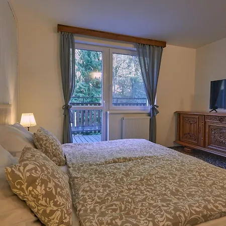 Malino Πανσιόν